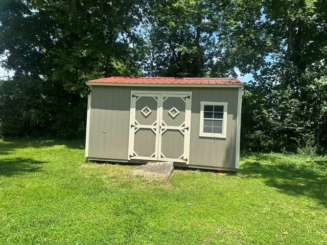 116 W Frazier St, Camden, TN 38320