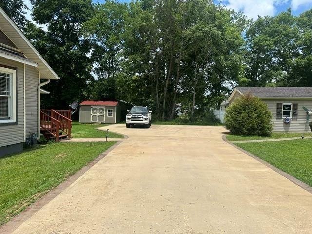 116 W Frazier St, Camden, TN 38320
