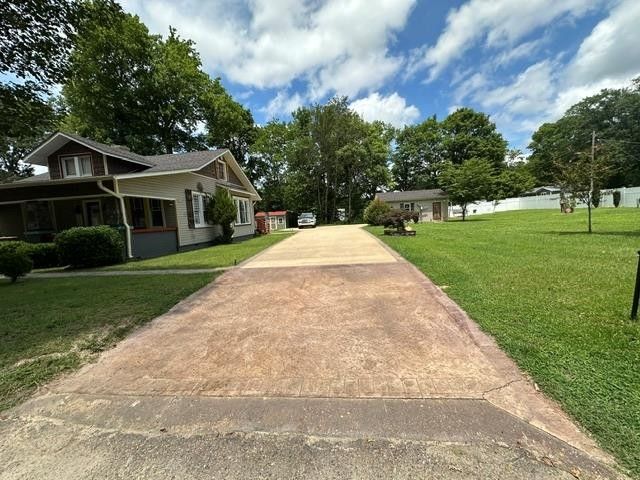 116 W Frazier St, Camden, TN 38320