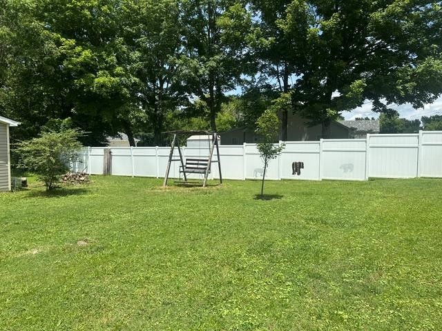 116 W Frazier St, Camden, TN 38320