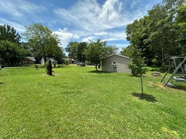 116 W Frazier St, Camden, TN 38320