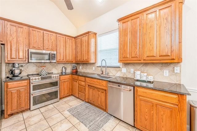 8209 Trinity Vista Trail, Fort Worth, TX 76053