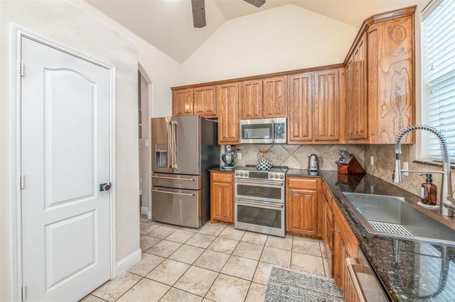 8209 Trinity Vista Trail, Fort Worth, TX 76053