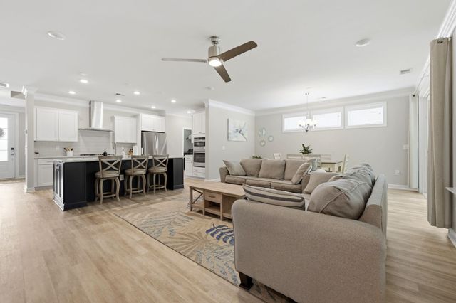 404 Rose Fountain Dr., Myrtle Beach, SC 29579