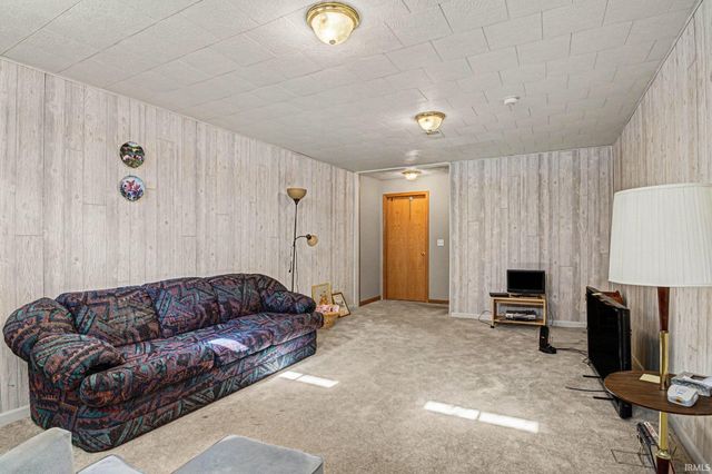 55057 Patrician Park Drive, Osceola, IN 46561