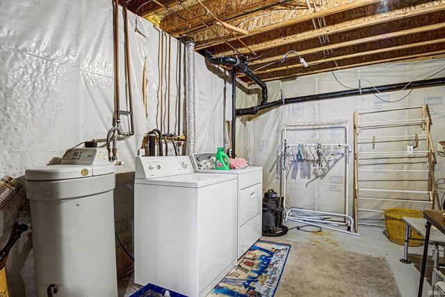 55057 Patrician Park Drive, Osceola, IN 46561