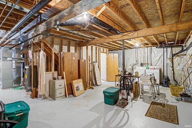 55057 Patrician Park Drive, Osceola, IN 46561