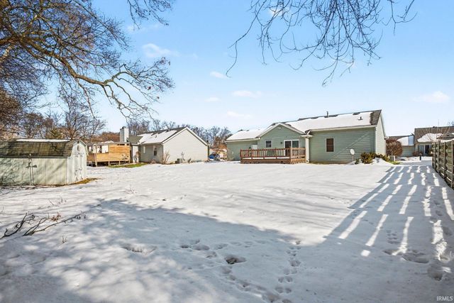 55057 Patrician Park Drive, Osceola, IN 46561