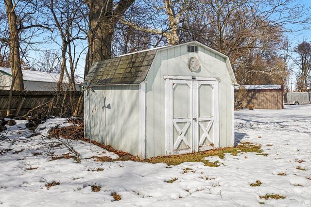 55057 Patrician Park Drive, Osceola, IN 46561