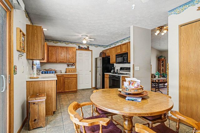 55057 Patrician Park Drive, Osceola, IN 46561