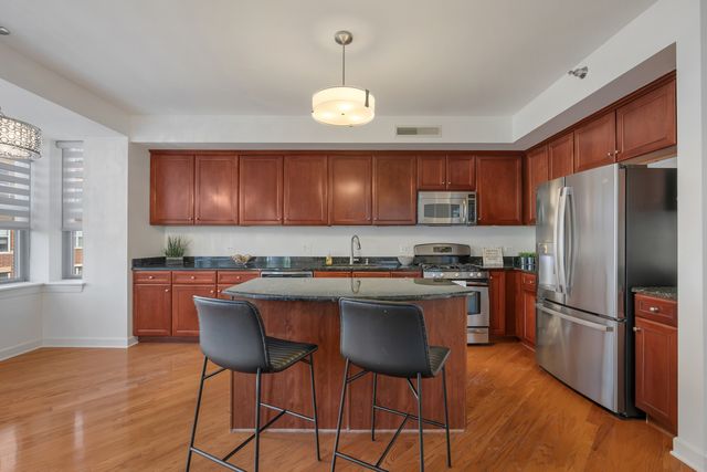 9350 SKOKIE Boulevard 411, Skokie, IL 60077