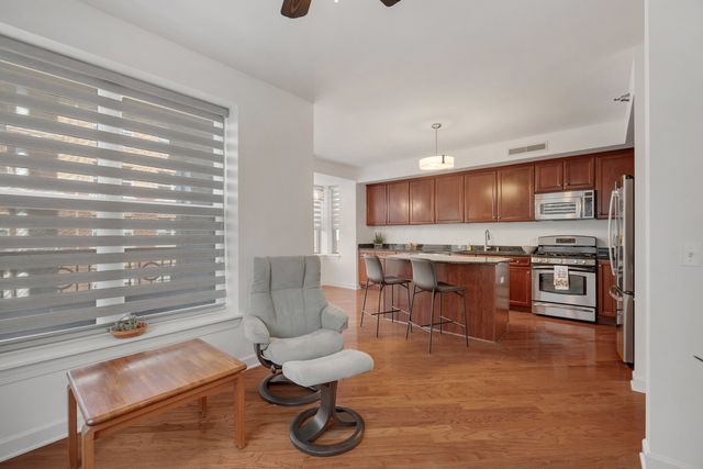 9350 SKOKIE Boulevard 411, Skokie, IL 60077
