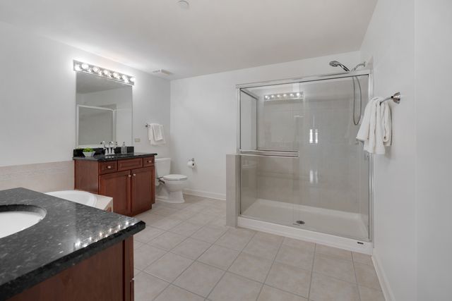 9350 SKOKIE Boulevard 411, Skokie, IL 60077