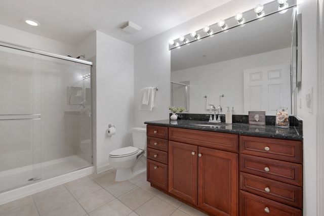 9350 SKOKIE Boulevard 411, Skokie, IL 60077