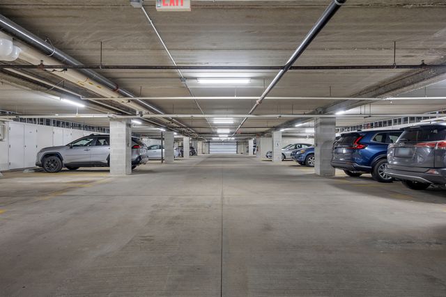 9350 SKOKIE Boulevard 411, Skokie, IL 60077