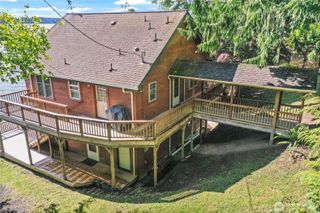 9504 Maple Beach Lane NW, Olympia, WA 98502