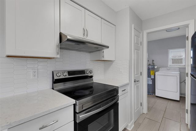 2522 STRATFORD DRIVE, Sarasota, FL 34232