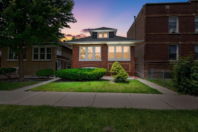 1454 N Central Avenue, Chicago, IL 60651