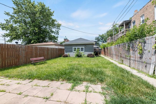 1454 N Central Avenue, Chicago, IL 60651