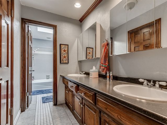 2809 Summit Drive, Edmond, OK 73034