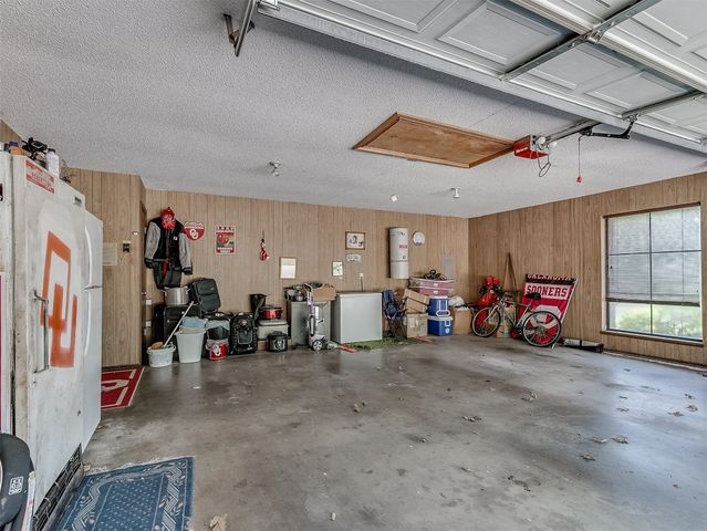 2809 Summit Drive, Edmond, OK 73034