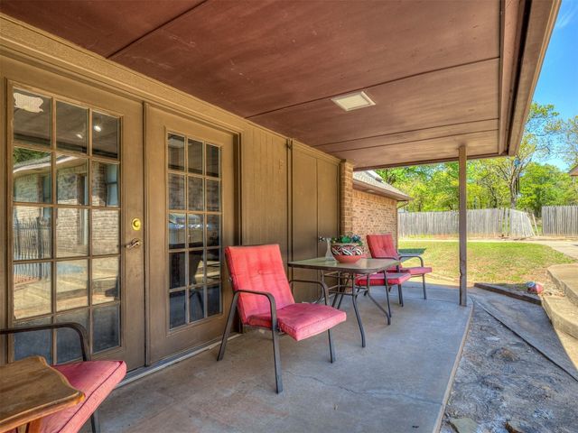 2809 Summit Drive, Edmond, OK 73034