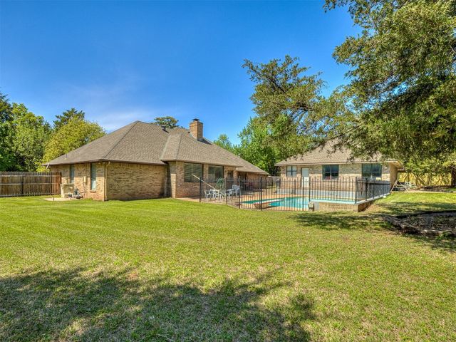 2809 Summit Drive, Edmond, OK 73034
