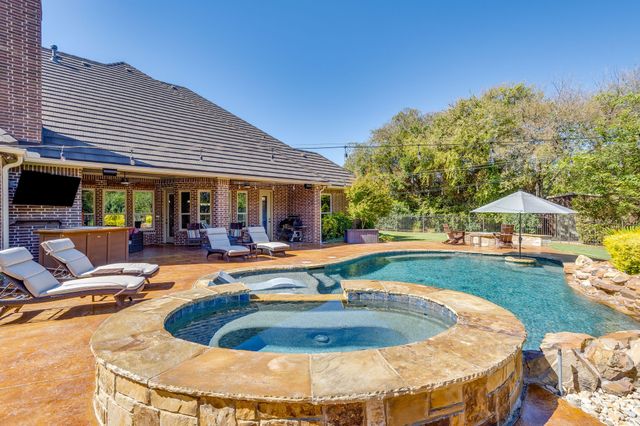 126 Aurora Vista Trail, Aurora, TX 76078