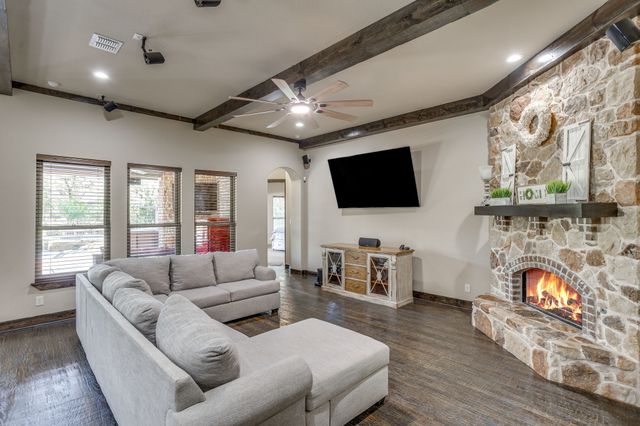 126 Aurora Vista Trail, Aurora, TX 76078