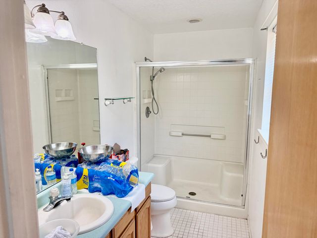 109 Vissing Place, Los Lunas, NM 87031