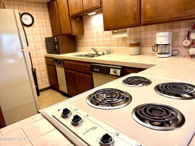 333 Ski Way 282, Incline Village, NV 89451