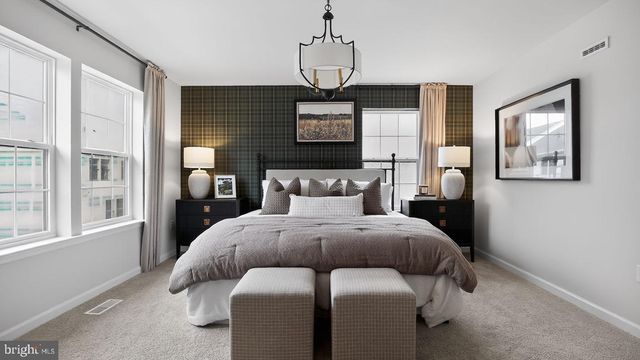 10 HADDON AVE, Gibbsboro, NJ 08026