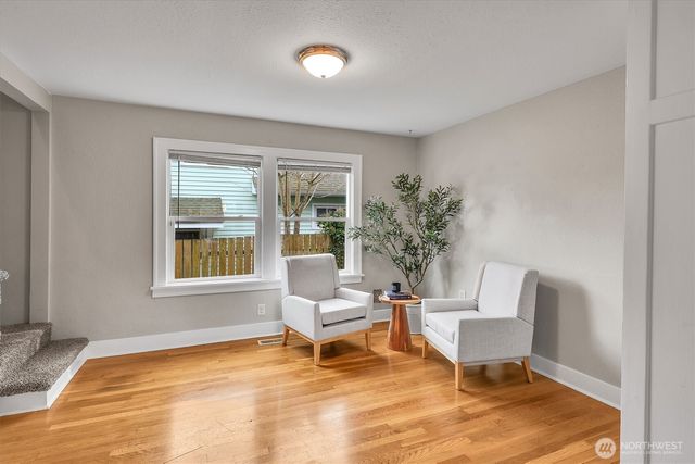 1029 S 60th St, Tacoma, WA 98408