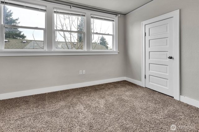 1029 S 60th St, Tacoma, WA 98408