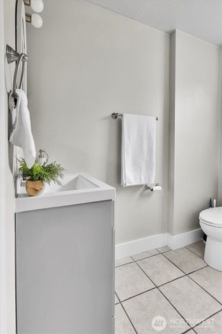 1029 S 60th St, Tacoma, WA 98408