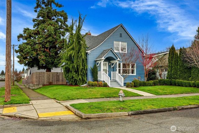 1029 S 60th St, Tacoma, WA 98408