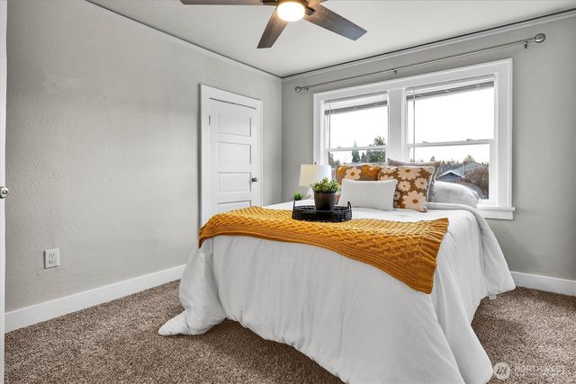 1029 S 60th St, Tacoma, WA 98408