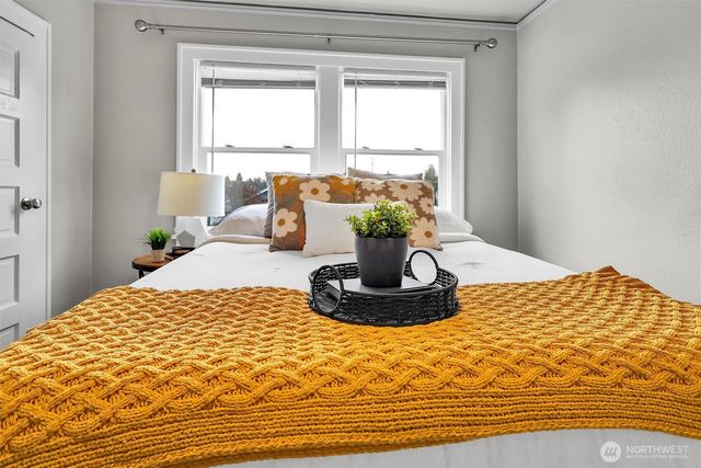 1029 S 60th St, Tacoma, WA 98408