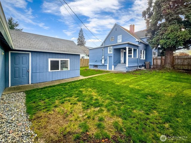 1029 S 60th St, Tacoma, WA 98408