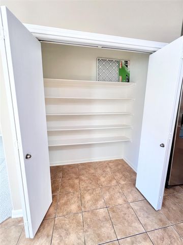 815 Forest Ivy Lane, Houston, TX 77067