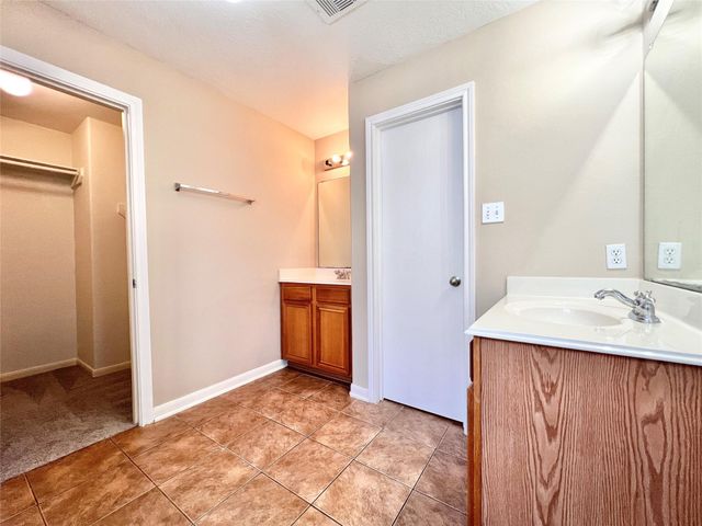 815 Forest Ivy Lane, Houston, TX 77067