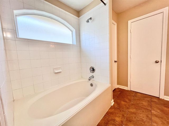 815 Forest Ivy Lane, Houston, TX 77067