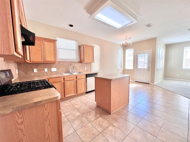 815 Forest Ivy Lane, Houston, TX 77067