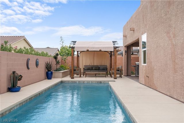 4921 Silent Birch Avenue, Las Vegas, NV 89131