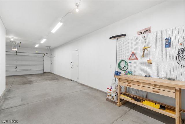 4921 Silent Birch Avenue, Las Vegas, NV 89131