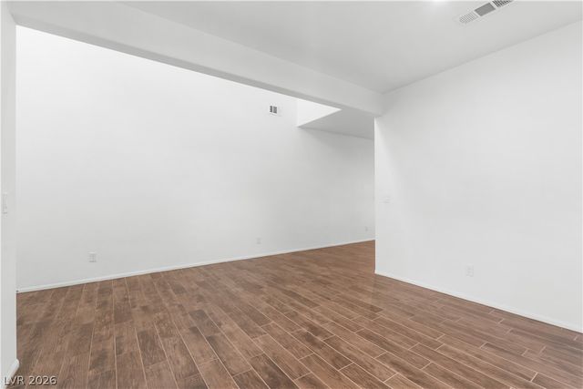 4921 Silent Birch Avenue, Las Vegas, NV 89131