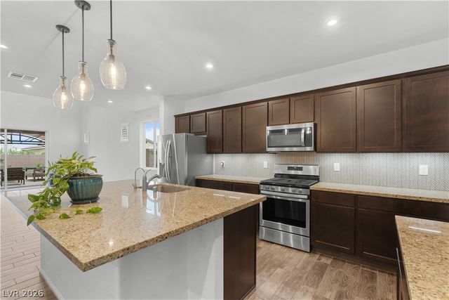 4921 Silent Birch Avenue, Las Vegas, NV 89131