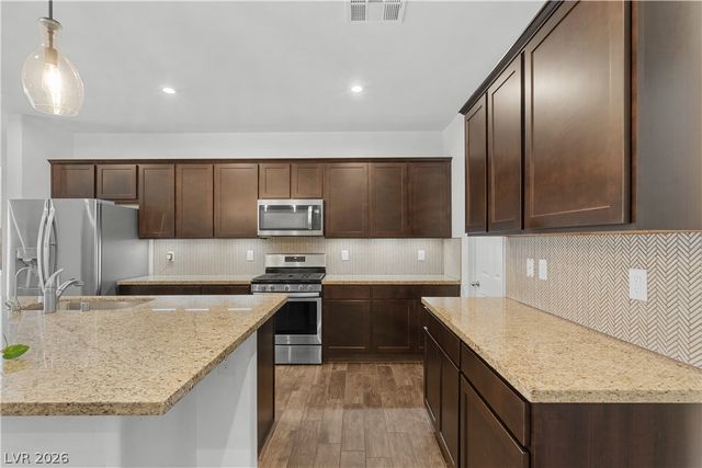 4921 Silent Birch Avenue, Las Vegas, NV 89131