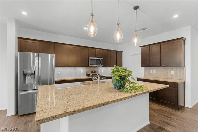 4921 Silent Birch Avenue, Las Vegas, NV 89131