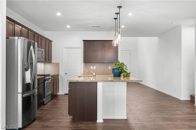4921 Silent Birch Avenue, Las Vegas, NV 89131